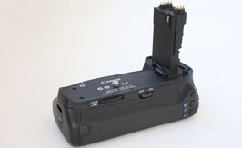 BG-E9 BATTERY GRIP